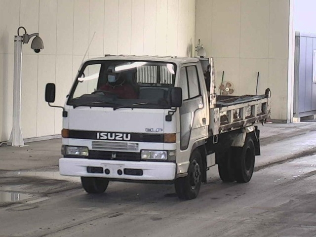 ISUZU ELF  Dump