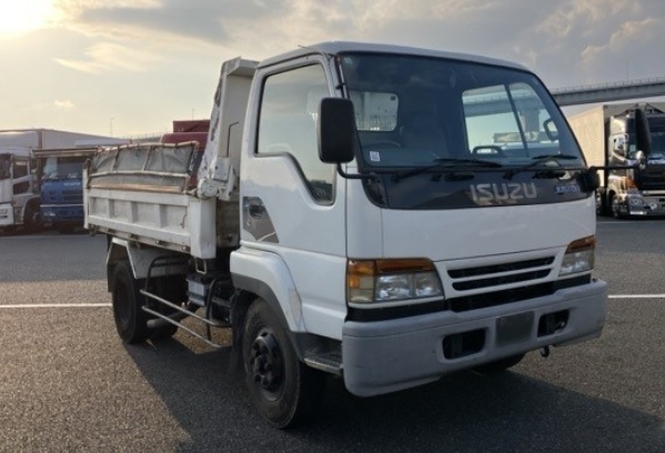 ISUZU