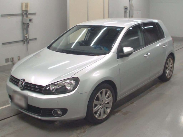 VOLSWAGEN GOLF TSI High Line