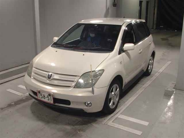 TOYOTA IST  1.5S