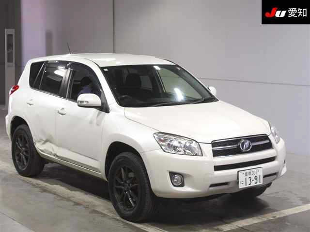TOYOTA RAV 4 Style