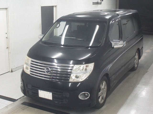 NISSAN ELGRAND 4WD 250 Highway Star