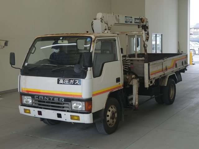MITSUBISHI CANTER