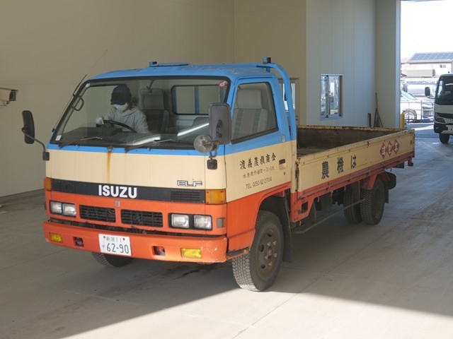 ISUZU ELF Long . Wide