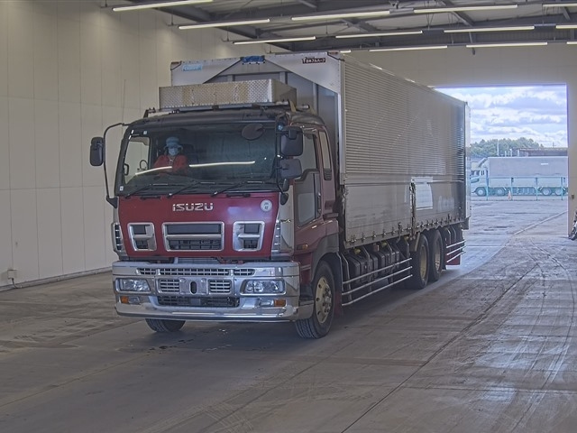 ISUZU GIGA