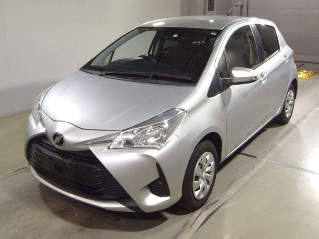 TOYOTA VITZ F