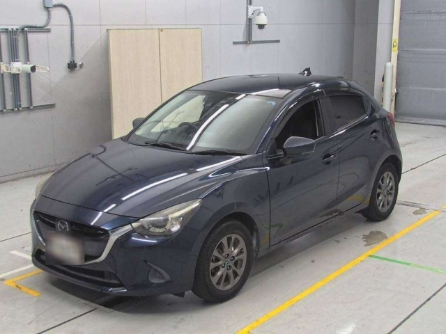 MAZDA DEMIO 13S Touring