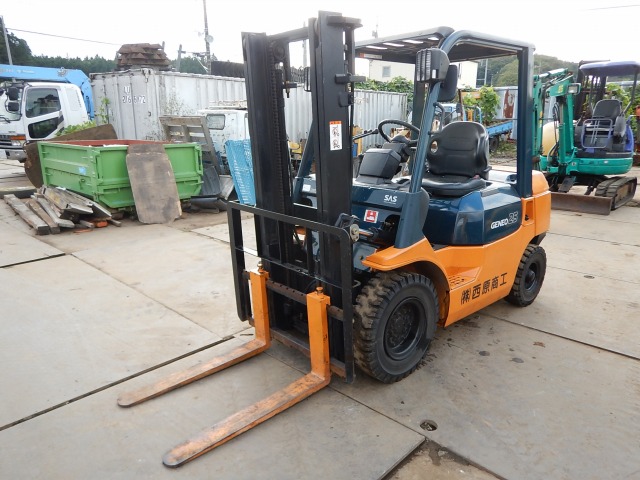 TOYOTA FORKLIFT