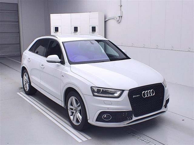 AUDI Q3  2.0T S Line Quattro