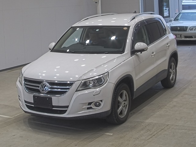 VOLKSWAGEN TIGUAN TSI 2.0