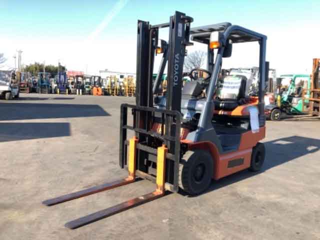 TOYOTA FORKLIFT