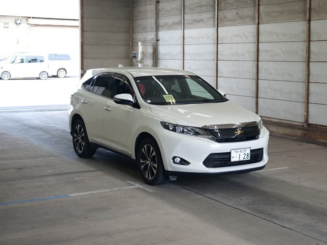 TOYOTA HARRIER Elegance