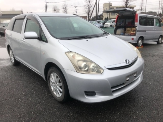 TOYOTA WISH