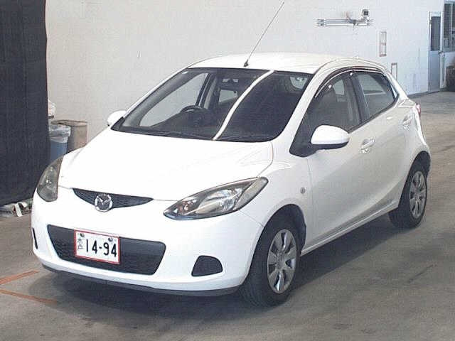 MAZDA DEMIO 13C Smart Edition