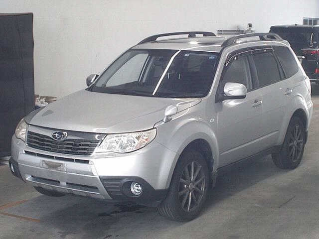 SUBARU FORESTER XS 4WD