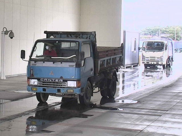 MITSUBISHI CANTER DUMP