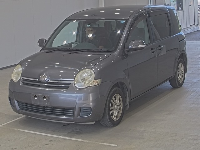 TOYOTA SIENTA X Limited
