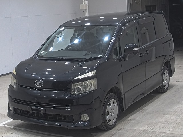 TOYOTA VOXY Wagon .4WD