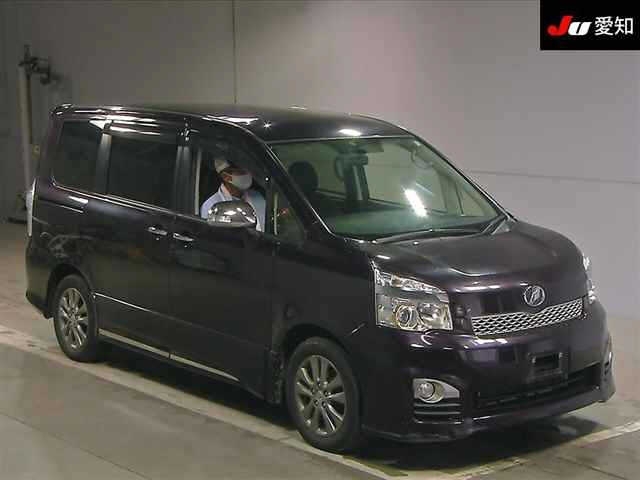 TOYOTA VOXY ZS Kirameki Z