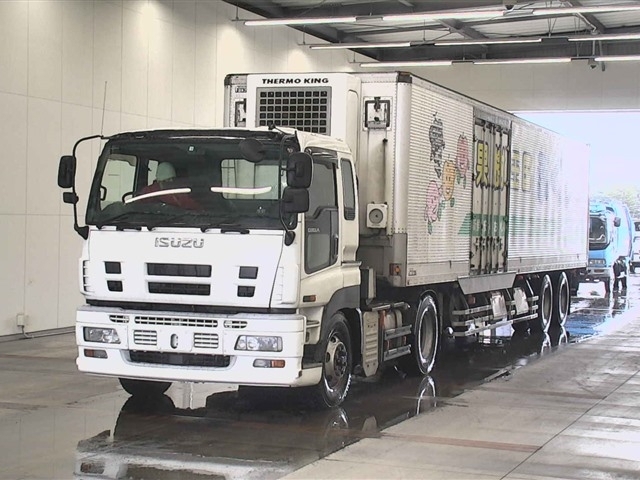 ISUZU GIGA