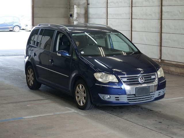 VOLKSWAGEN GOLF TOURAN TSI High Line