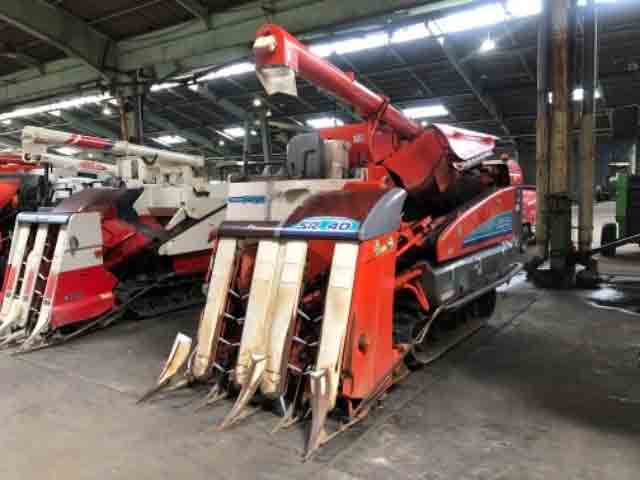 KUBOTA RICE HARVESTER