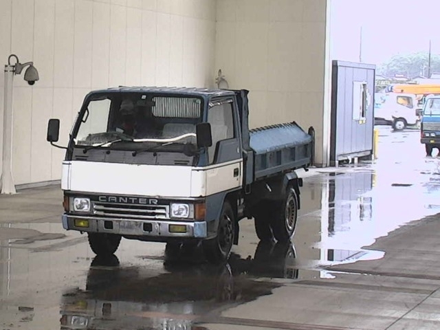 MITSUBISHI CANTER Dump