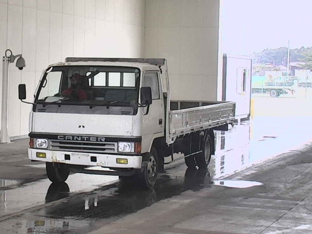 MITSUBISHI CANTER Gila