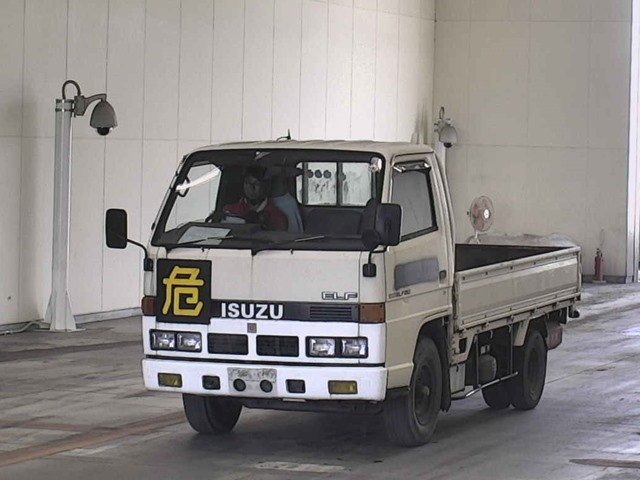 ISUZU ELF Gila