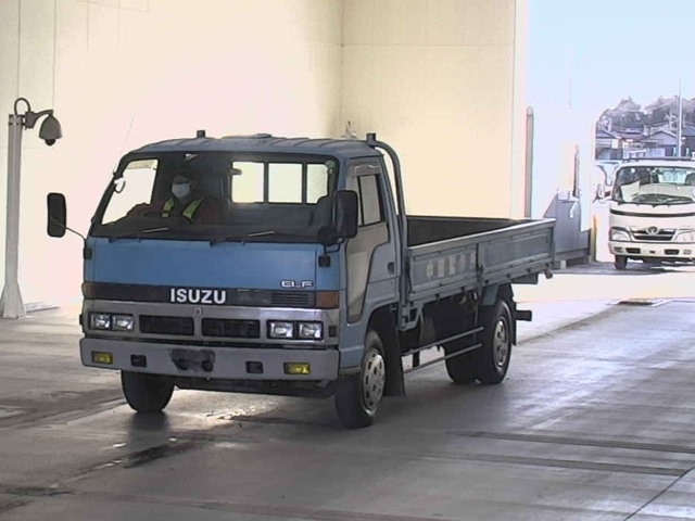 ISUZU ELF GILA