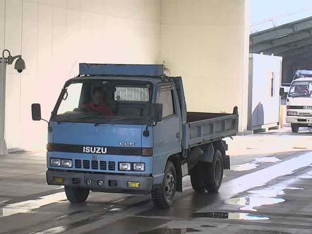 ISUZU ELF 