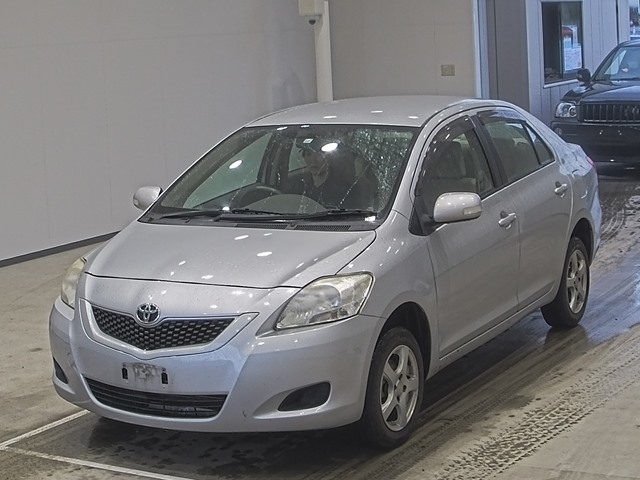 TOYOTA BELTA 4WD