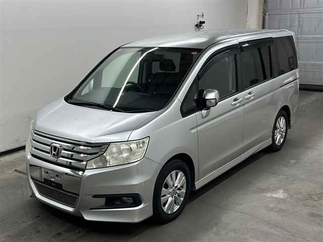 HONDA STEPWAGON Spada S