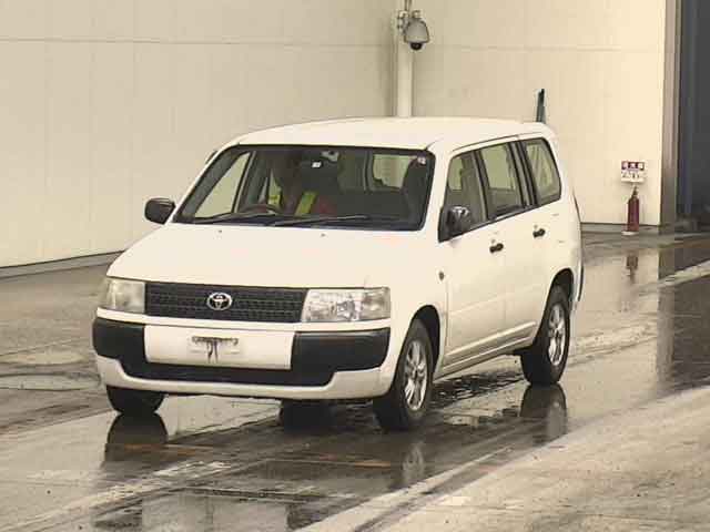 TOYOTA PROBOX VAN