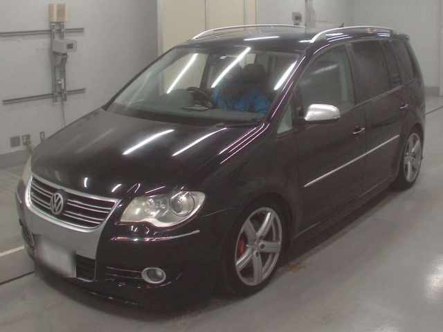 VOLKSWAGEN GOLF TOURAN TSI High Line