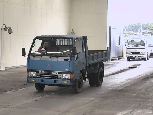 MITSUBISHI CANTER Dump