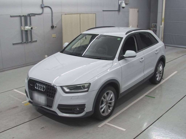AUDI Q3 2.0TFSI Quattro 211PS 4WD