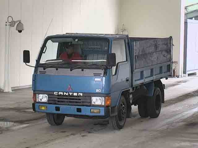 MITSUBISHI CANTER