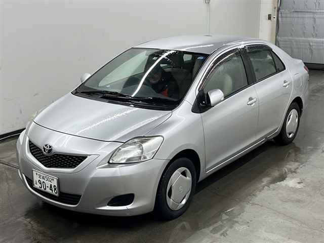 TOYOTA BELTA X