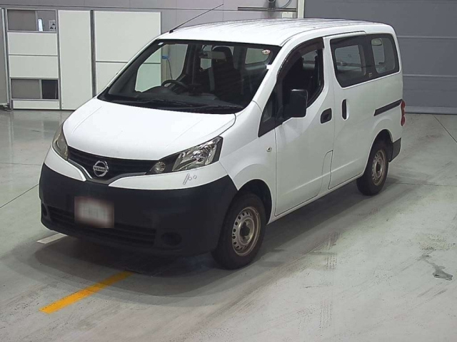 NISSAN NV200 DX