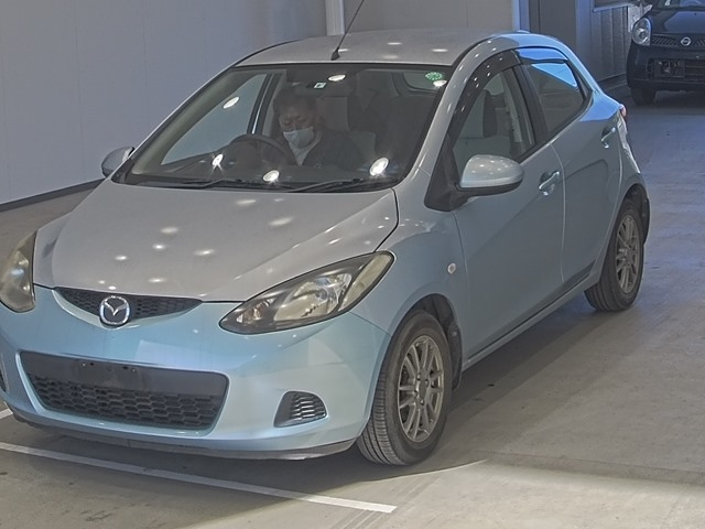 MAZDA DEMIO 13C