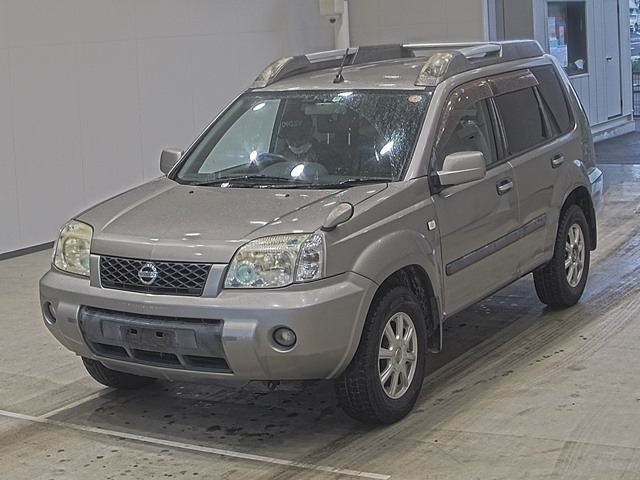 NISSAN X TRAIL 4WD