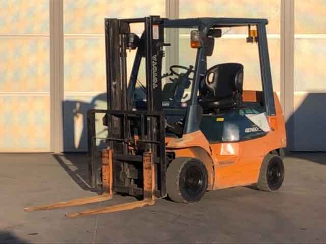 TOYOTA FORKLIFT