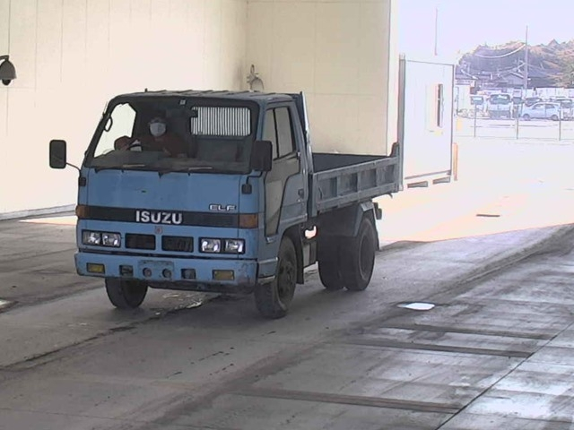 ISUZU ELF Dump