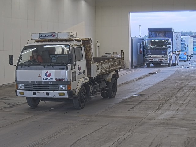 MITSUBISHI FUSO FIGHTER