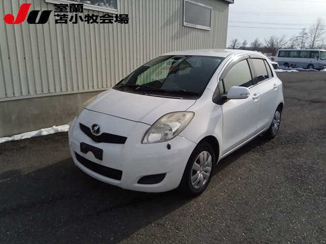 TOYOTA VITZ F