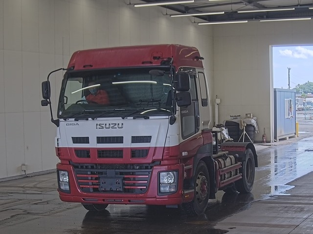 ISUZU GIGA