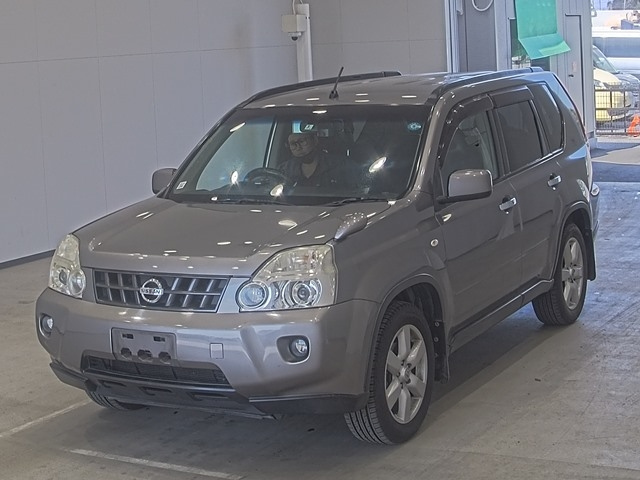 NISSAN X TRAIL