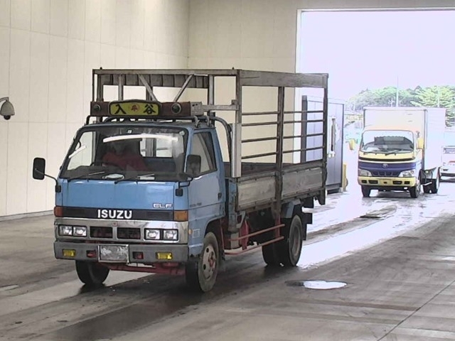ISUZU ELF TRUCK