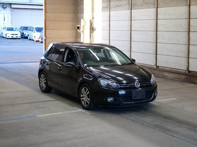 VOLKSWAGEN GOLF TSI Comfort Line